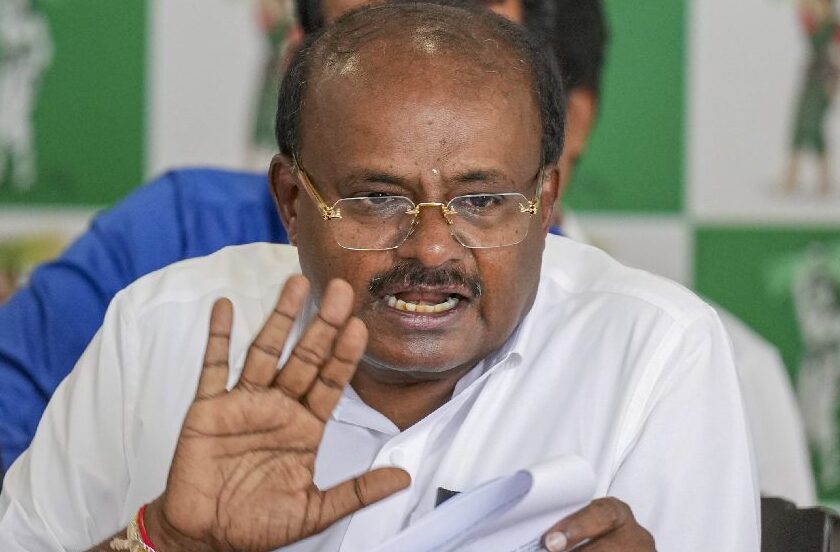 HD Kumaraswamy Criticizes Congress Government, Compares Flooded Bengaluru to Venice