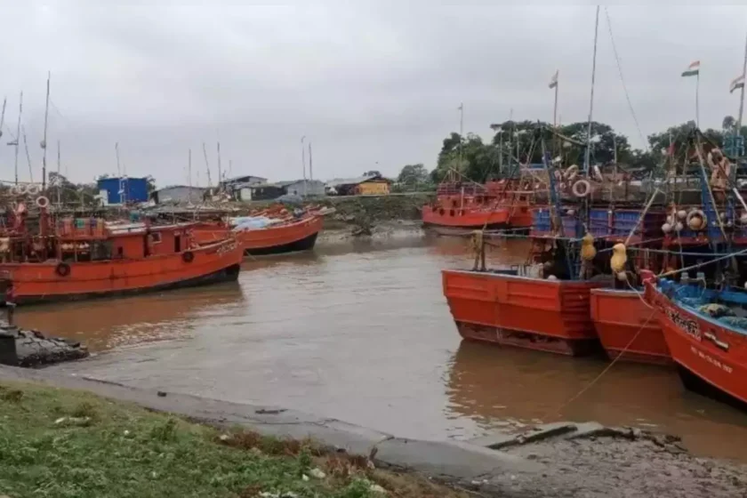 Cyclone Dana Approaches: Evacuations and Preparations Underway in Odisha and West Bengal